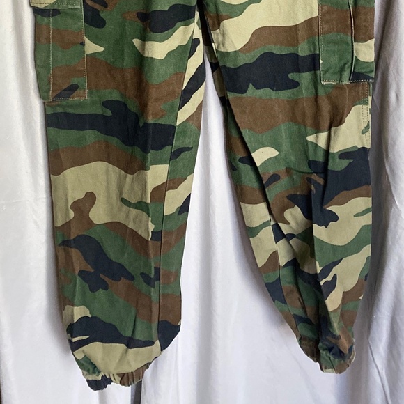 Forever 21 Cargo pants - Picture 2 of 2